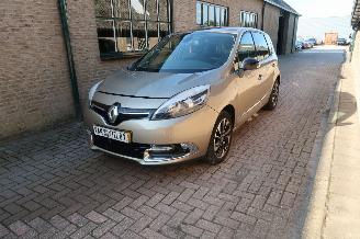 Coche accidentado Renault Scenic 1.2 TCe bose 2014/3