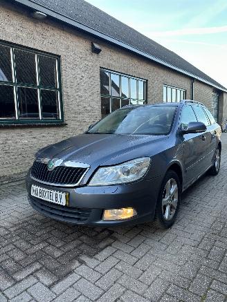 skadebil auto Skoda Octavia Combi 1.2 TSI Elegance Business Line 2012/1