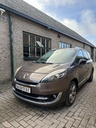 skadebil auto Renault Scenic 1.2 TCe Collection 7p. 2013/3