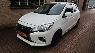 krockskadad bil auto Mitsubishi Space-star Mitsubishi Space Star 1.2 Cool+ 2021/6