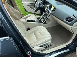Volvo V-60 2.4 D6 AWD Plug-In Hybrid Summum picture 20