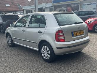 Skoda Fabia 1.4 - 16V ( inruil auto ) picture 3