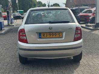 Skoda Fabia 1.4 - 16V ( inruil auto ) picture 4