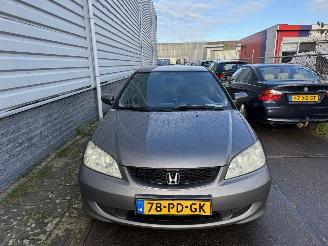 Honda Civic 2 DR 1.7i LS picture 8