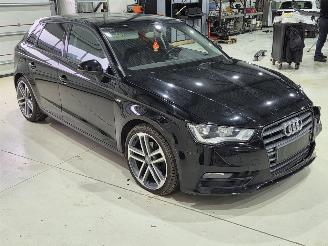 skadebil auto Audi A3 s line 1.6 tdi 2013/12