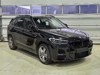 krockskadad bil auto BMW X1 xDrive25e 2022/1