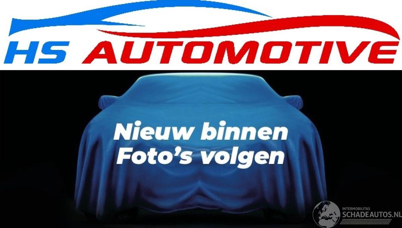 Toyota Aygo X-Play Led Camera (1/2)Leder CruiseControle 53KW/72PK