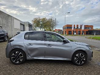 Peugeot 208 1.2 ALLURE Automaat Virtual Keyless Drive-Mode Navi Led Camera (1/2)Leder Sfeerverl. picture 6