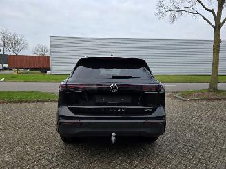 Volkswagen Tiguan 1.5 eTSI DSG IQ-Light 360View Virtual Keyless Sfeerverl. Acc Lane-Assist 1/2Leder Trekhaak picture 4