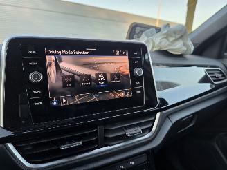 Volkswagen T-Roc 1.5 TSI DSG R-Line Virtual Navi IQ-Light Sport-Mode Massage Camera Sfeerverl. Stoelverw. Trekhaak Ecc Acc 110KW/150PK picture 17