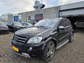 uszkodzony samochody osobowe Mercedes ML 63 AMG Facelift Sch.Dak Camera Navi Luchtver. Memory Stoelkoeling Stoelverw. Trekhaak 375KW/510PK 2006/11