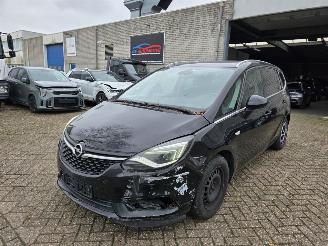Voiture accidenté Opel Zafira Tourer Cosmo 7-Persoons Leder Led Navi Camera Stoelverw. Trekhaak 99KW/135PK 2017/6
