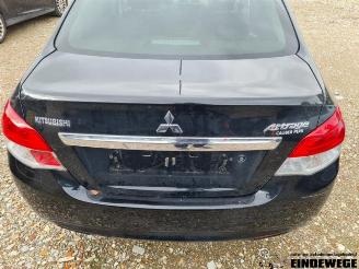 Mitsubishi Attrage Attrage (A1), Sedan, 2013 1.2 12V picture 23