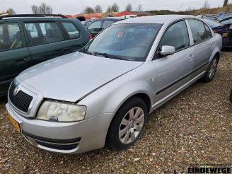 Coche siniestrado Skoda Superb Superb (3U4), Sedan, 2001 / 2008 1.8 20V Turbo 2002/7