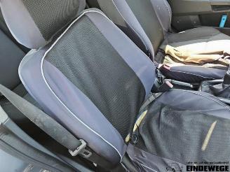 Opel Astra Astra H (L48), Hatchback 5-drs, 2004 / 2014 1.6 16V Twinport picture 15