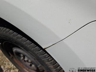 Daihatsu Sirion Sirion 2 (M3), Hatchback, 2005 1.0 12V DVVT picture 17