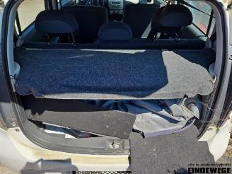 Daihatsu Sirion Sirion 2 (M3), Hatchback, 2005 1.0 12V DVVT picture 13