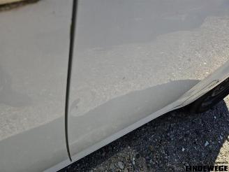 Daihatsu Sirion Sirion 2 (M3), Hatchback, 2005 1.0 12V DVVT picture 11