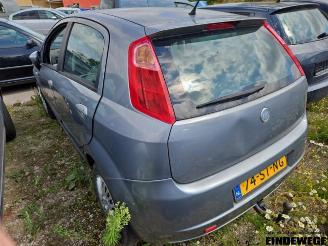 Fiat Grande Punto Grande Punto (199), Hatchback, 2005 1.4 16V picture 2