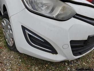 Hyundai I-20 i20, Hatchback, 2008 / 2015 1.1 CRDi VGT 12V picture 14