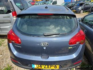 Kia Cee d Cee'd (JDB5), Hatchback 5-drs, 2012 / 2018 1.6 GDI 16V picture 16