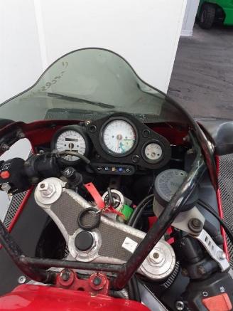 Honda CBR 900  picture 10