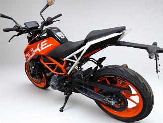 KTM 390 Duke  picture 18