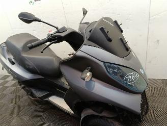 Piaggio  500 MP3 picture 11