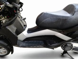 Piaggio  MP3 picture 18