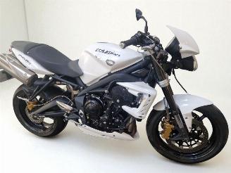 Triumph Street Triple  picture 4