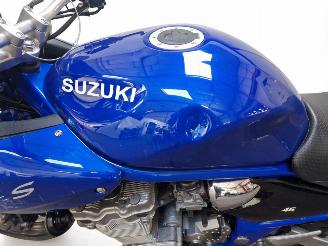 Suzuki  GSF picture 12