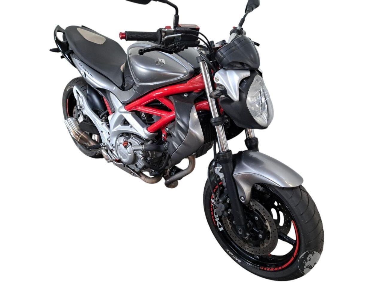 Suzuki Gladius 650 