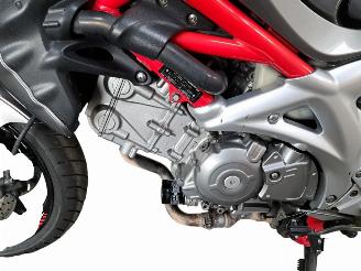 Suzuki Gladius 650  picture 5