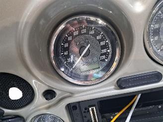 Harley-Davidson Street Glide CVO picture 9