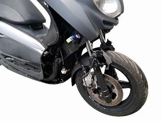 Yamaha  XMAX picture 10