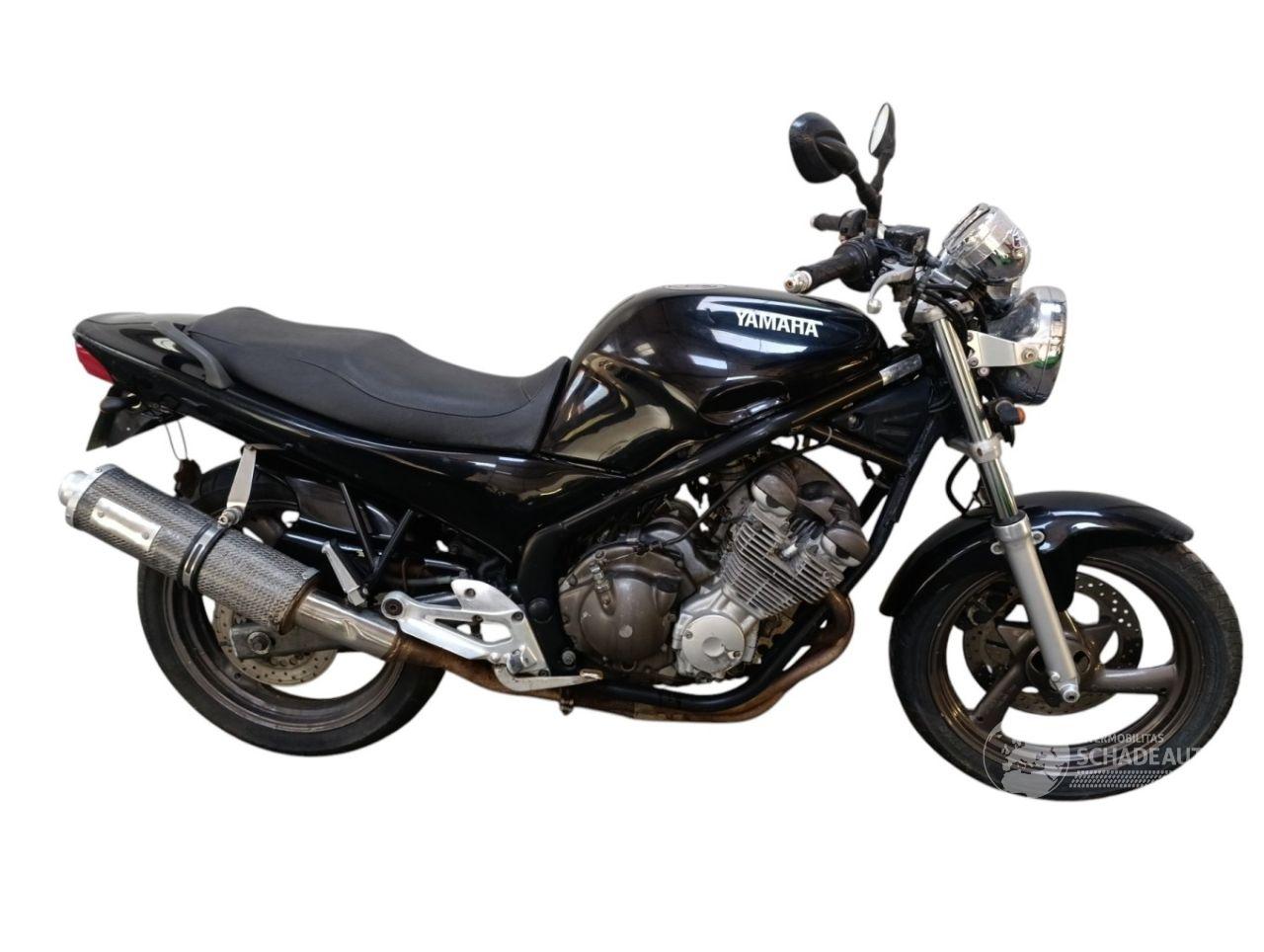 Yamaha XJ 6 Division 