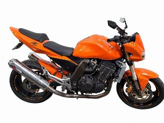 uszkodzony motocykle Kawasaki Z 1000  2003/5