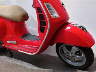 Piaggio  GTS VESPA picture 14