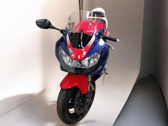 Honda CBR 900 RR picture 23