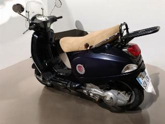 Piaggio  VESPA picture 15