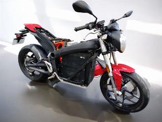 damaged motor cycles Zero Motorcycles  SR ZF 13.0 2018/4