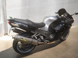 Kawasaki ZZ- R 1400  picture 8