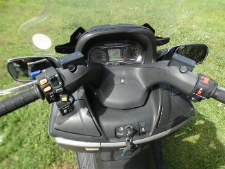 Suzuki  BURGMAN picture 16