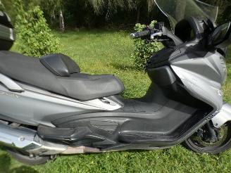 Suzuki  BURGMAN picture 12