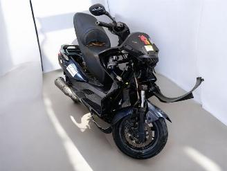 Kymco  DINKSTREET picture 1
