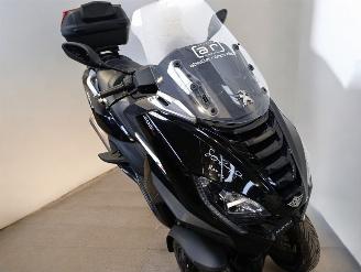 Peugeot  METROPOLIS picture 12