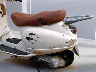 Piaggio  ET4 picture 6