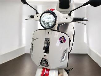 Piaggio  GTS VESPA picture 8