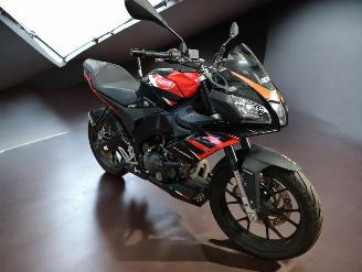 Aprilia Tuono  picture 17