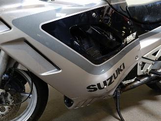 Suzuki GSX 750 F picture 17